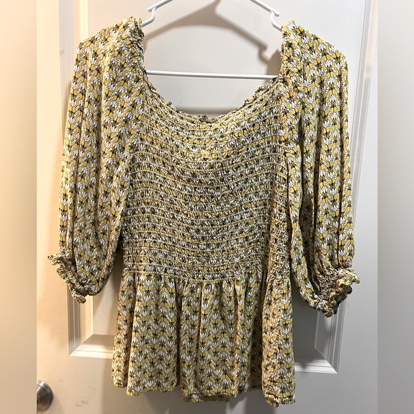 Max Studio Tops - Max Studio boho floral top